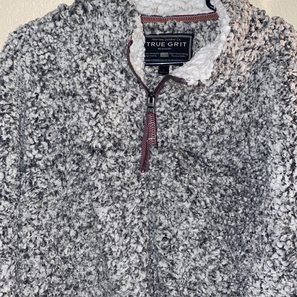 True Grit pullover Sherpa
